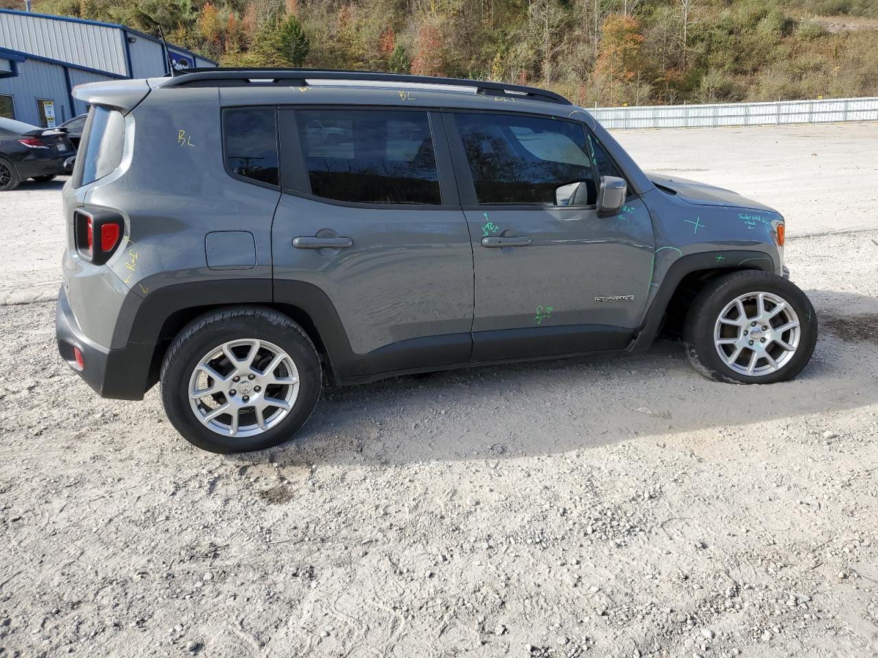 VIN ZACNJBBB5LPK99168 2020 JEEP RENEGADE no.3