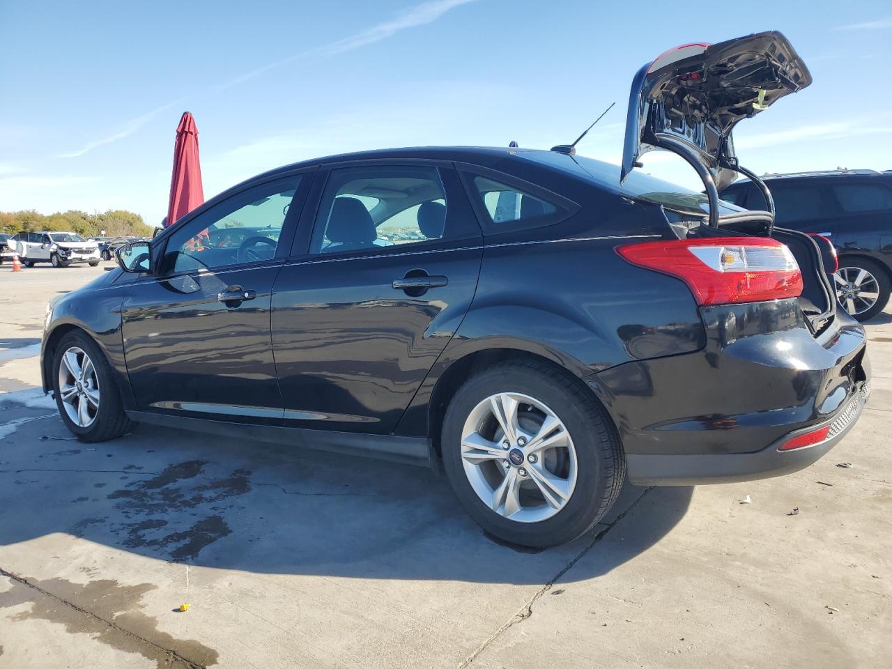 VIN 1FADP3F20EL378483 2014 FORD FOCUS no.2