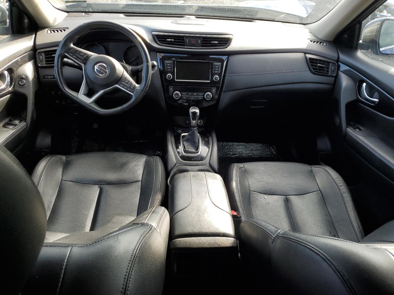 2018 Nissan Rogue - Image 8