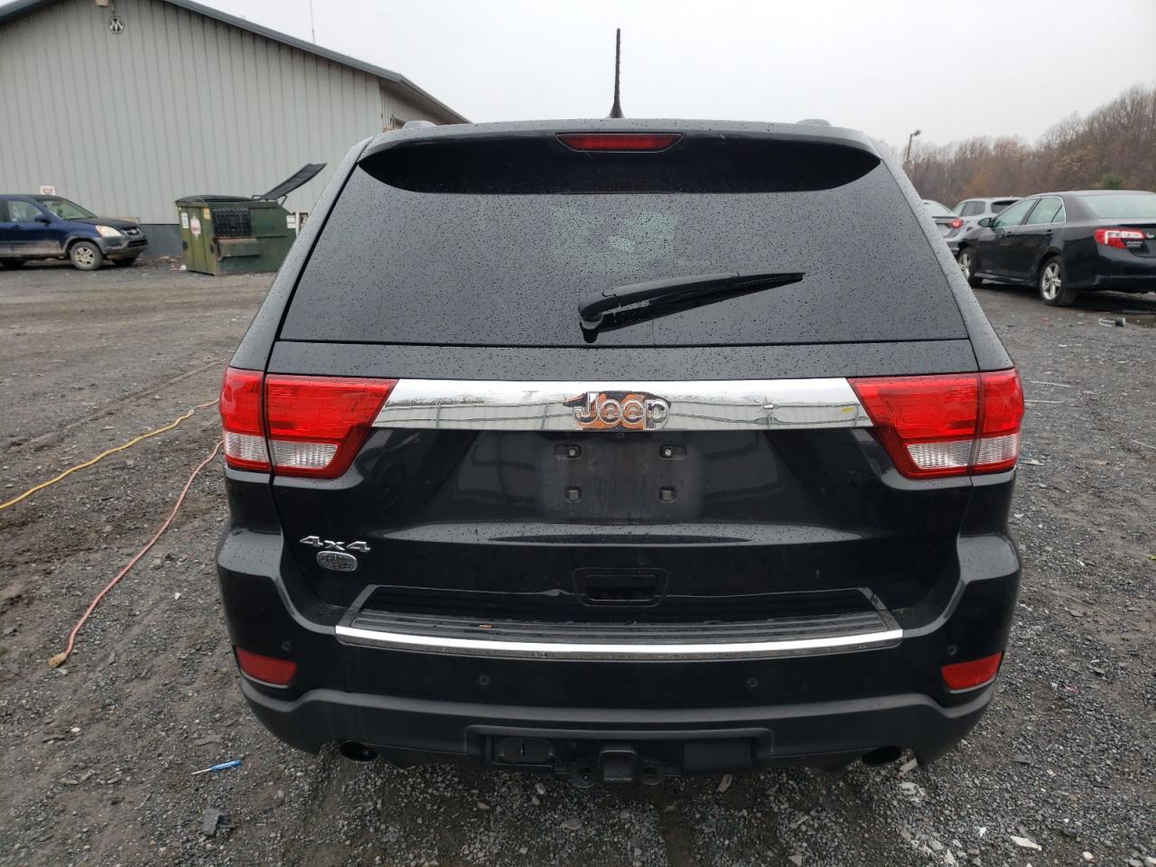 2012 Jeep Grand Cherokee - Image 6
