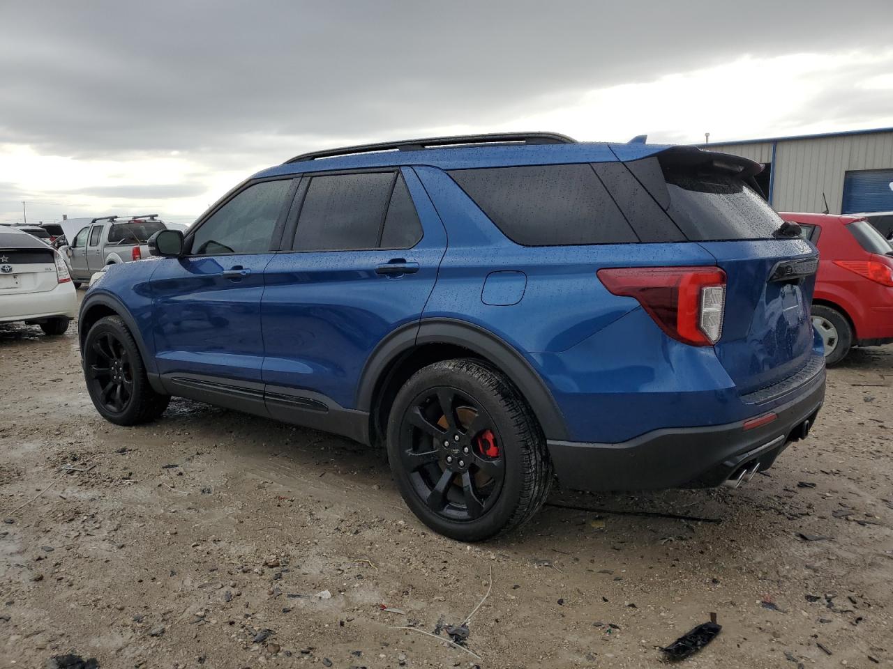 2020 Ford Explorer - Image 2