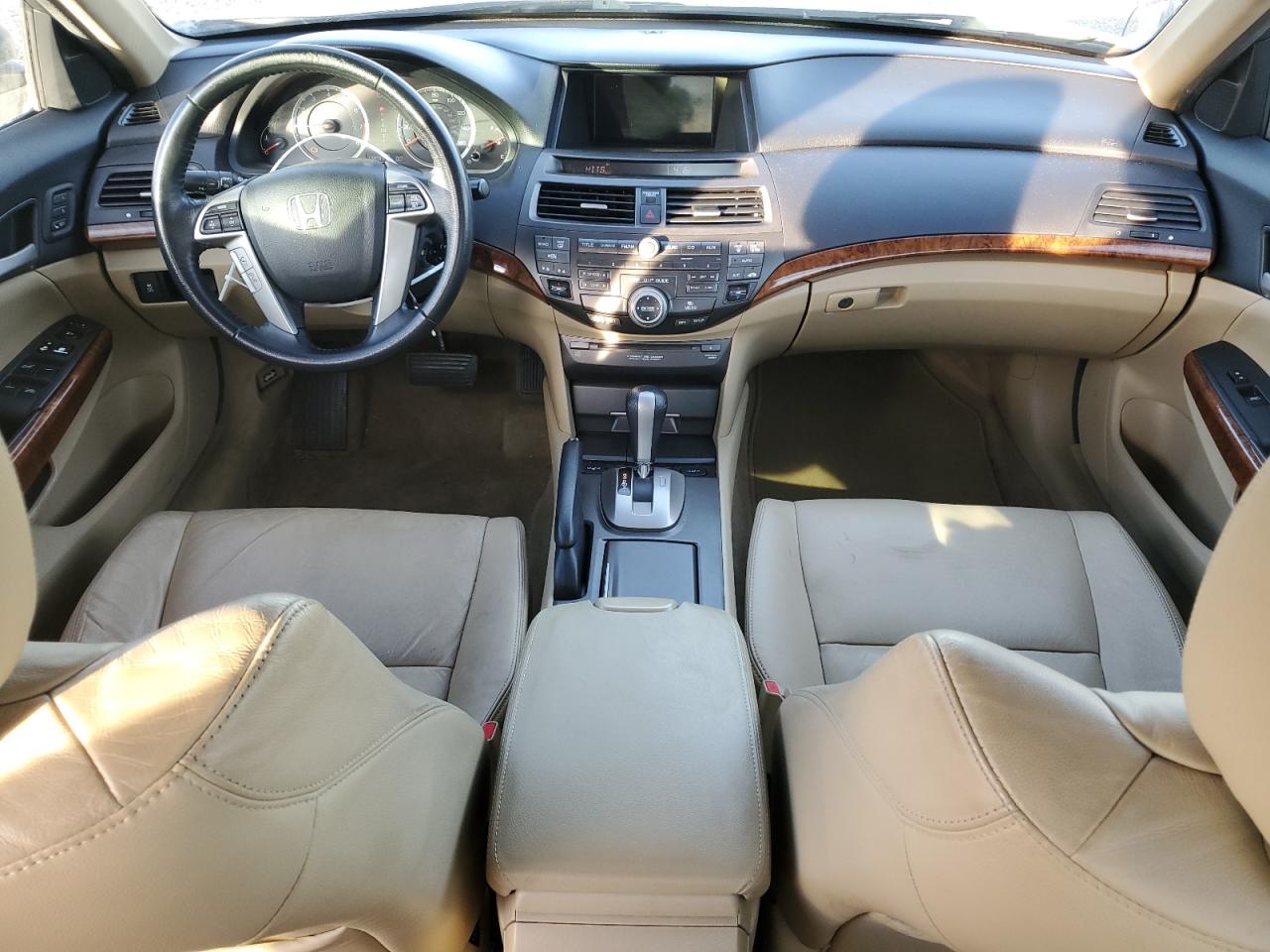 2011 Honda Accord - Image 8