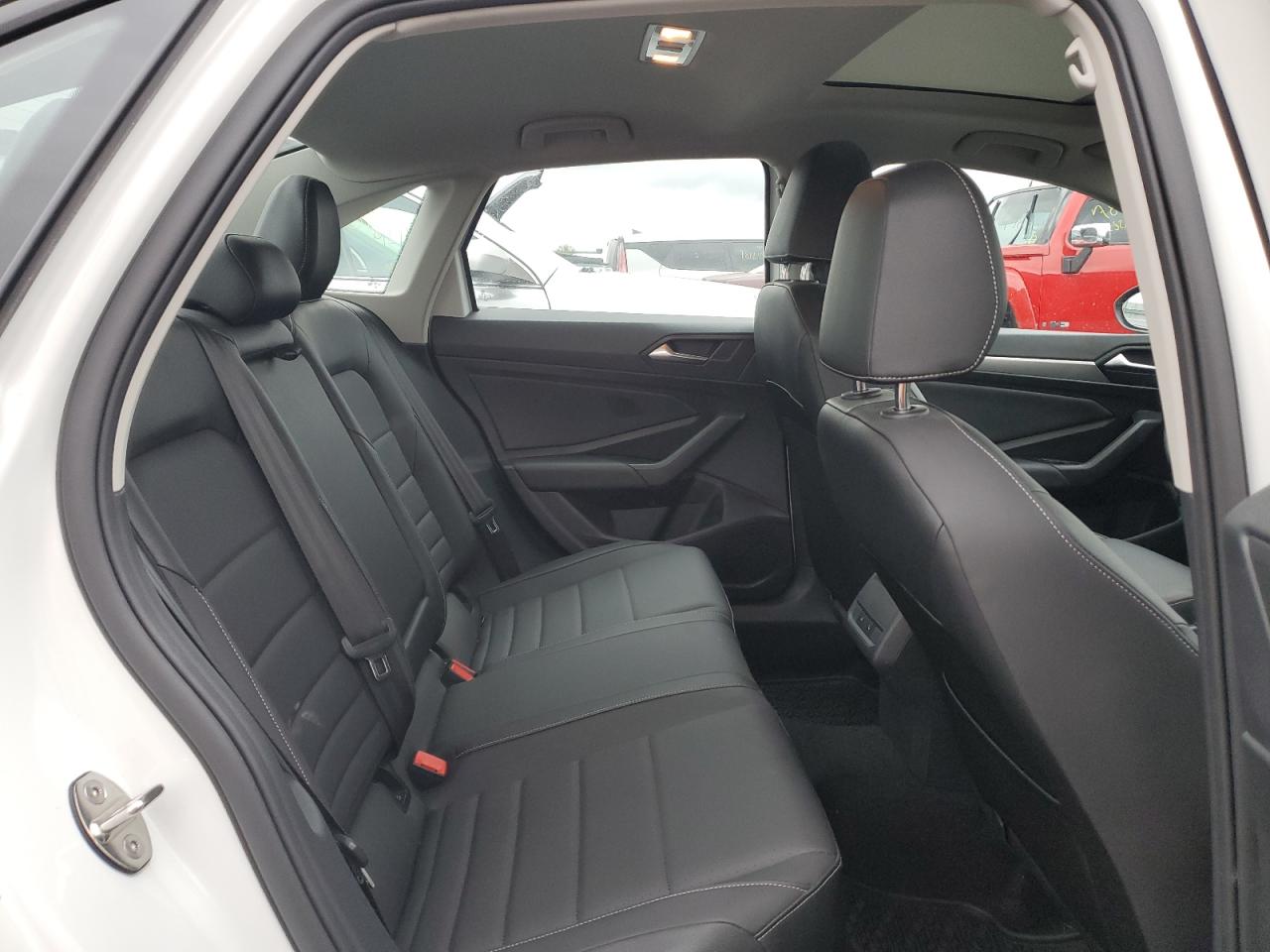 2021 Volkswagen Jetta - Image 10