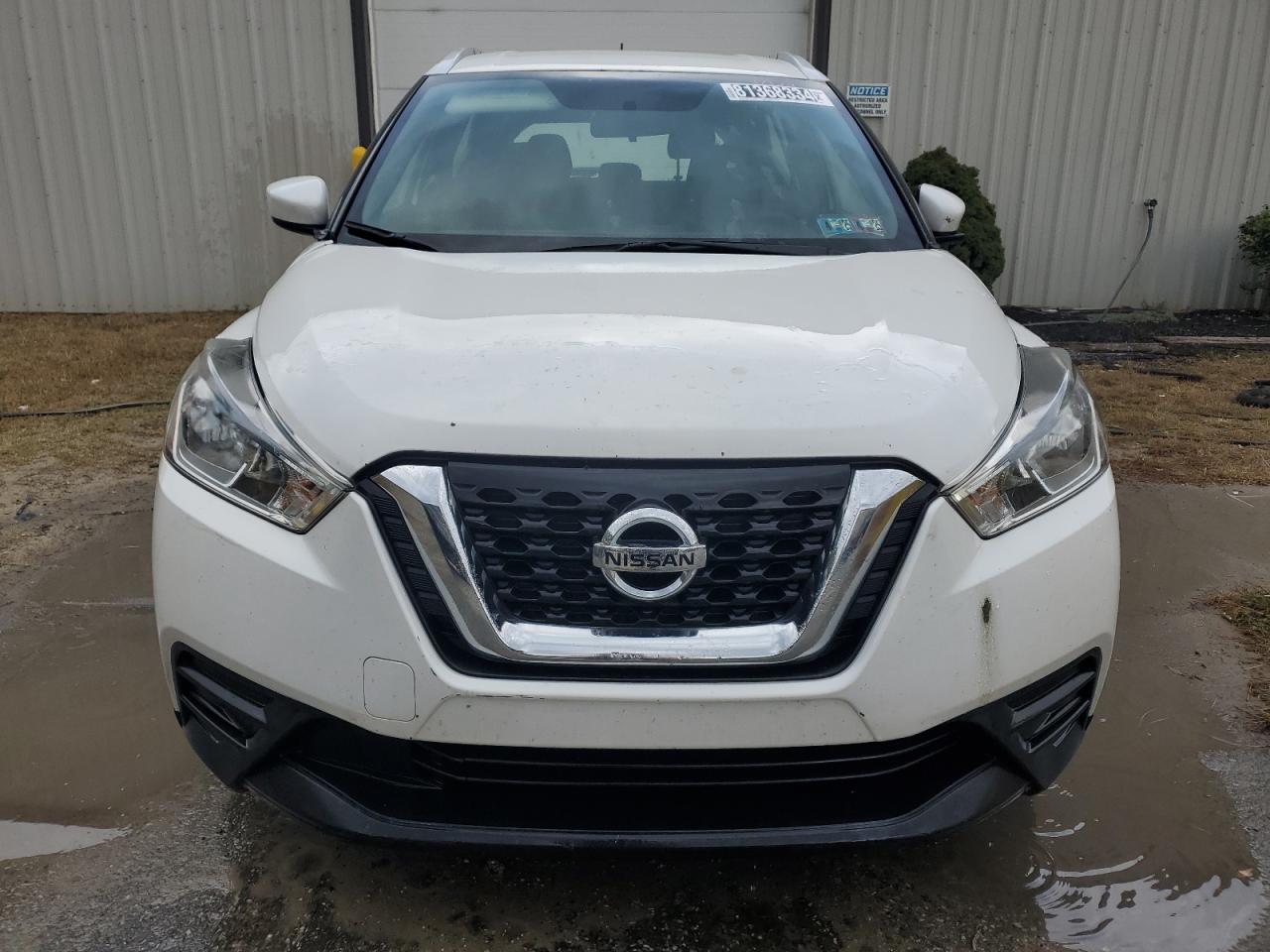 VIN 3N1CP5CU3JL530913 2018 NISSAN KICKS no.5