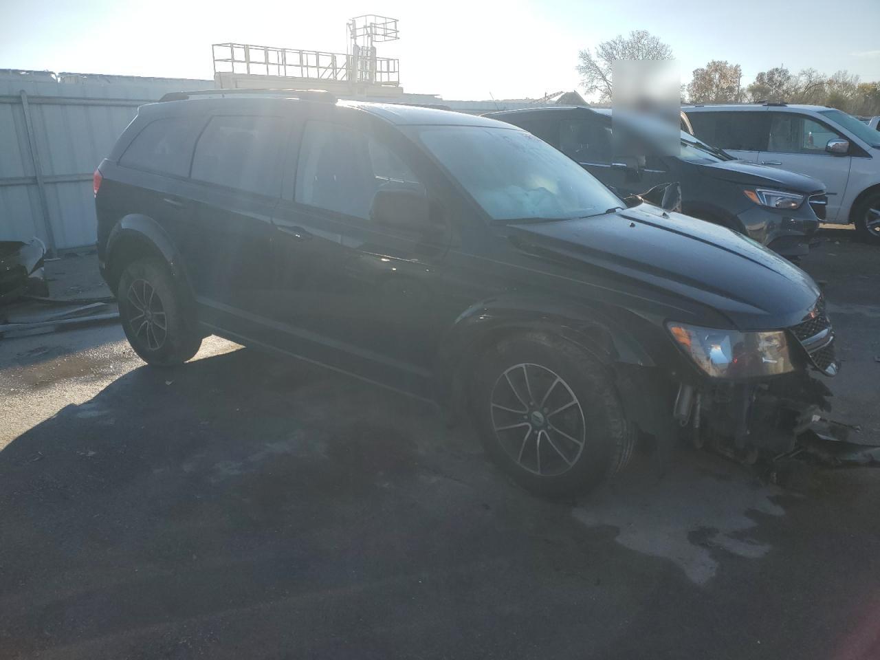 2018 Dodge Journey - Image 4