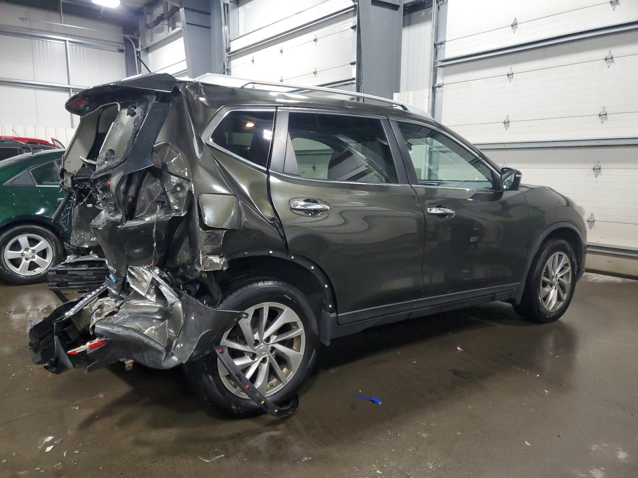 2014 Nissan Rogue - Image 3