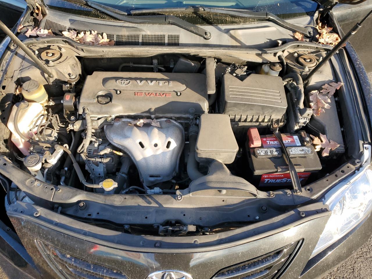 2009 Toyota Camry - Image 11