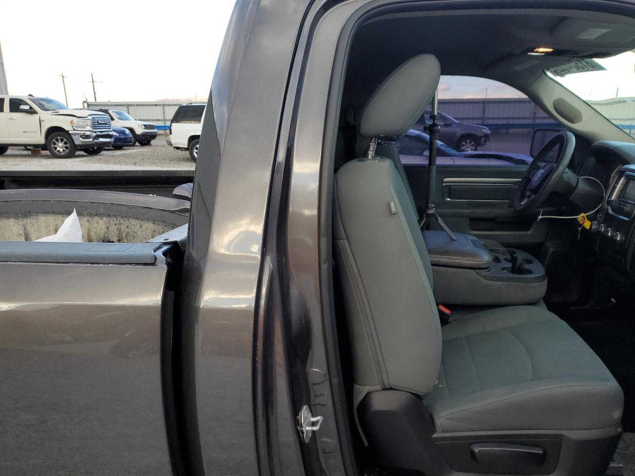 2018 RAM 1500 - Image 10