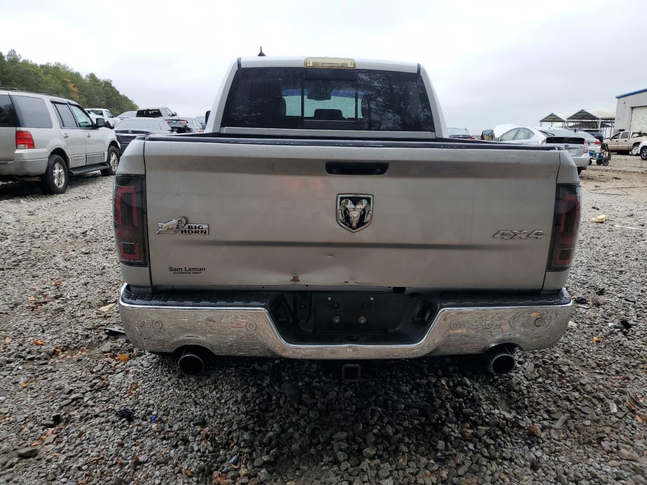 2015 RAM 1500 - Image 6