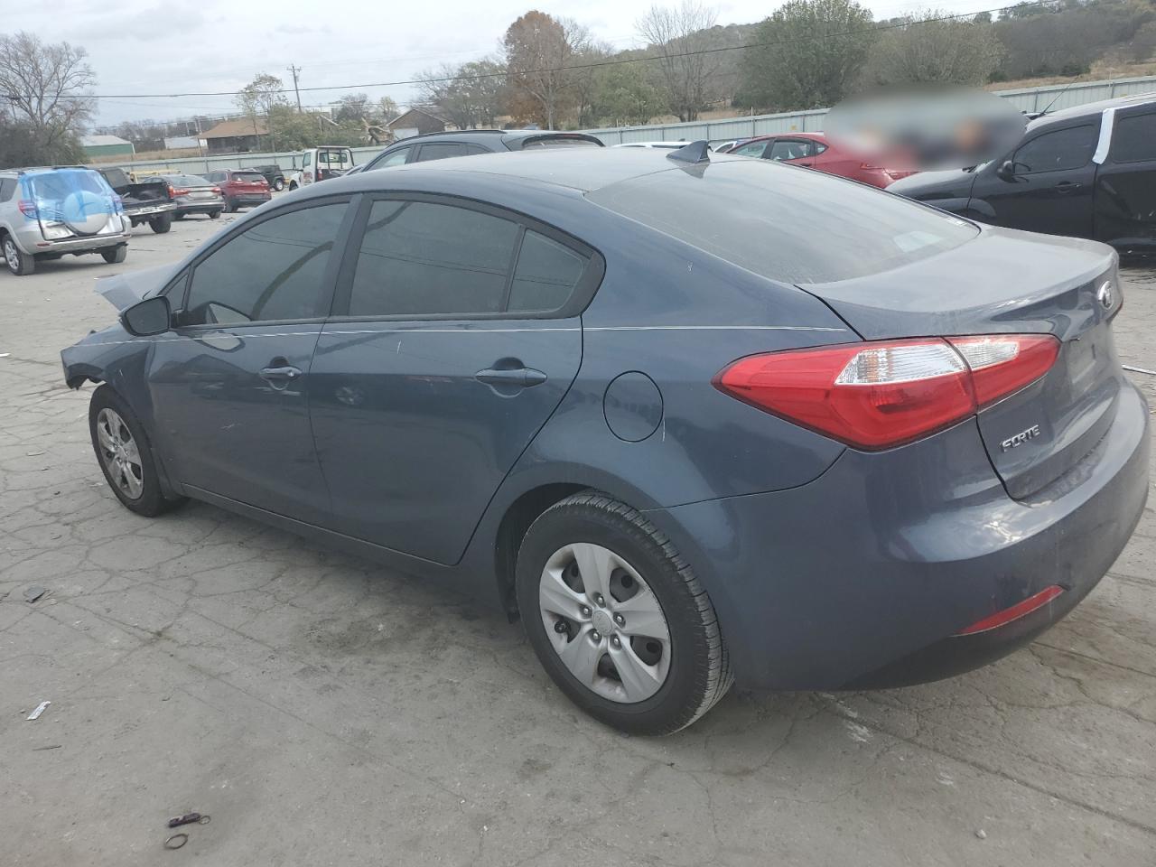 2016 Kia Forte - Image 2