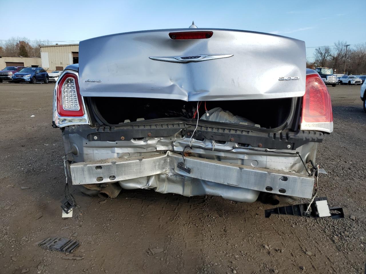 VIN 2C3CCARG0GH176499 2016 CHRYSLER 300 no.6