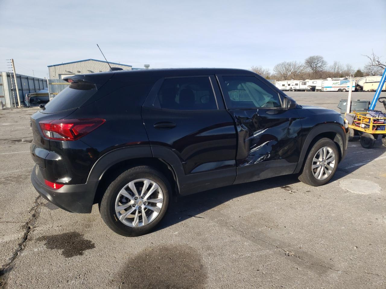 2022 Chevrolet TrailBlazer - Image 3