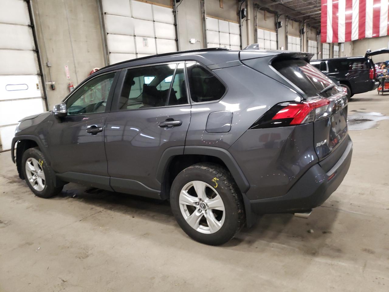 2019 Toyota RAV 4 - Image 2