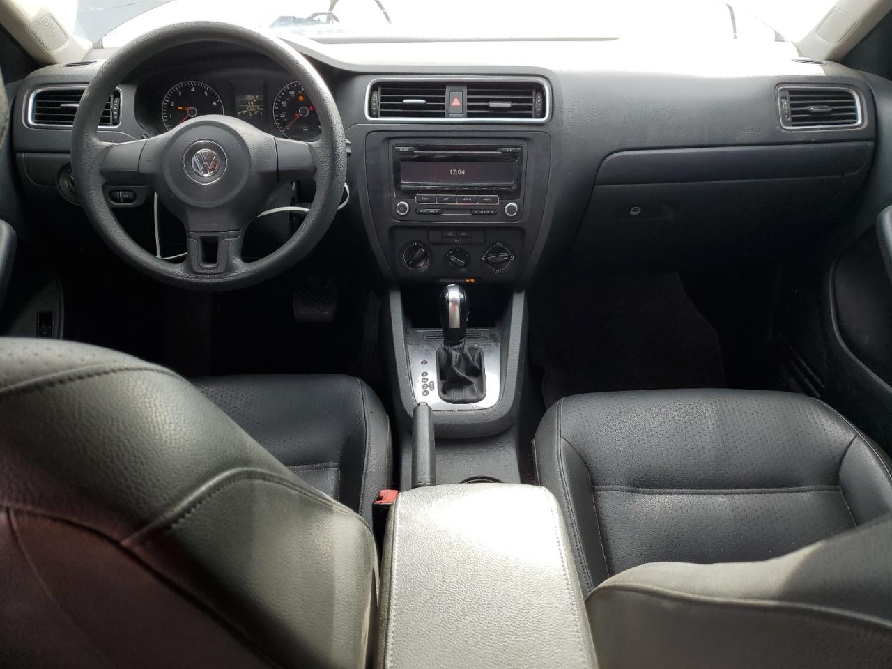 2014 Volkswagen Jetta - Image 8