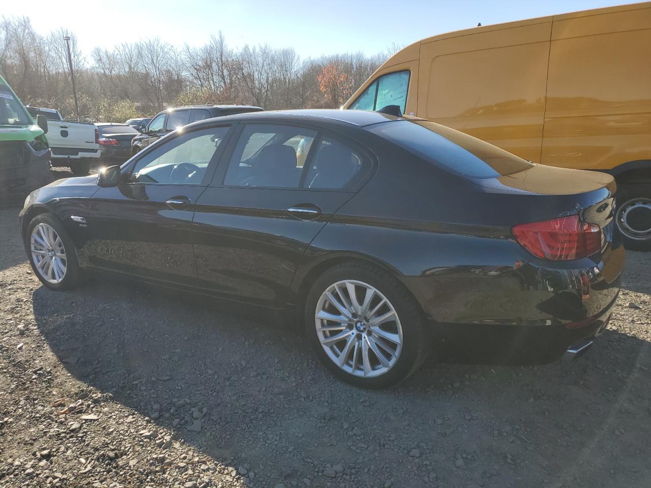 2012 BMW 5er - Image 2