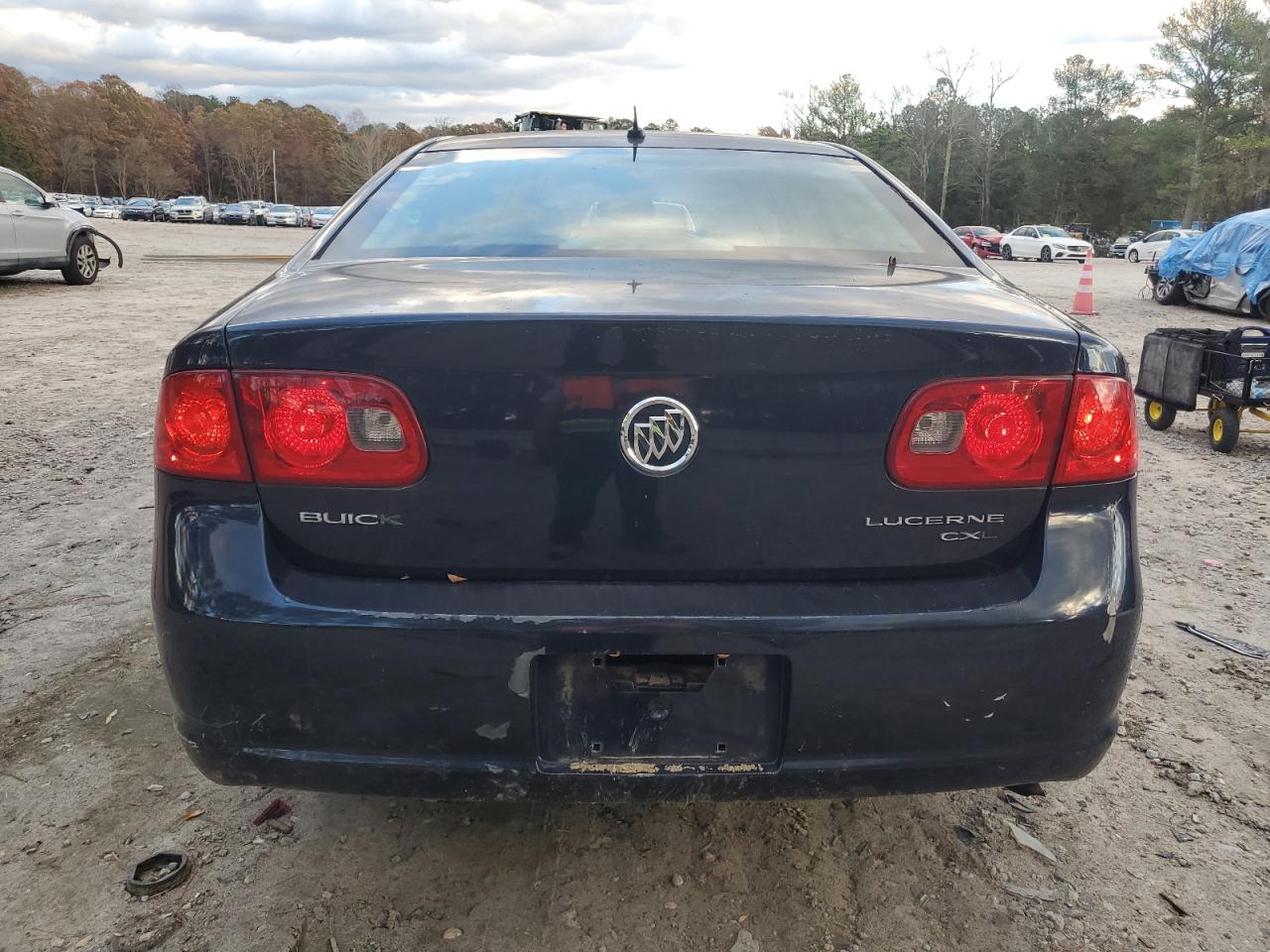 2007 Buick Lucerne - Image 6