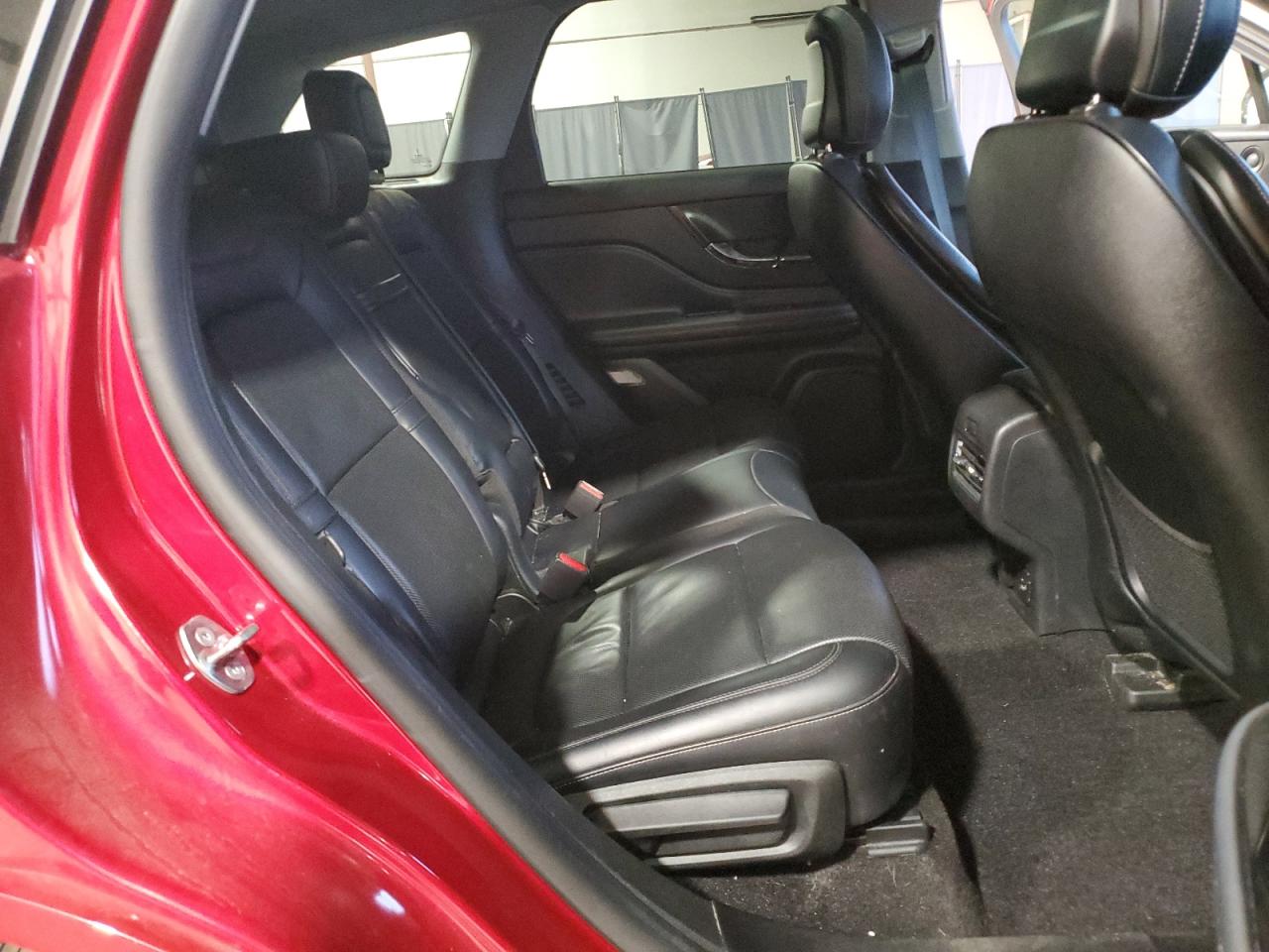 2022 Lincoln Corsair - Image 11