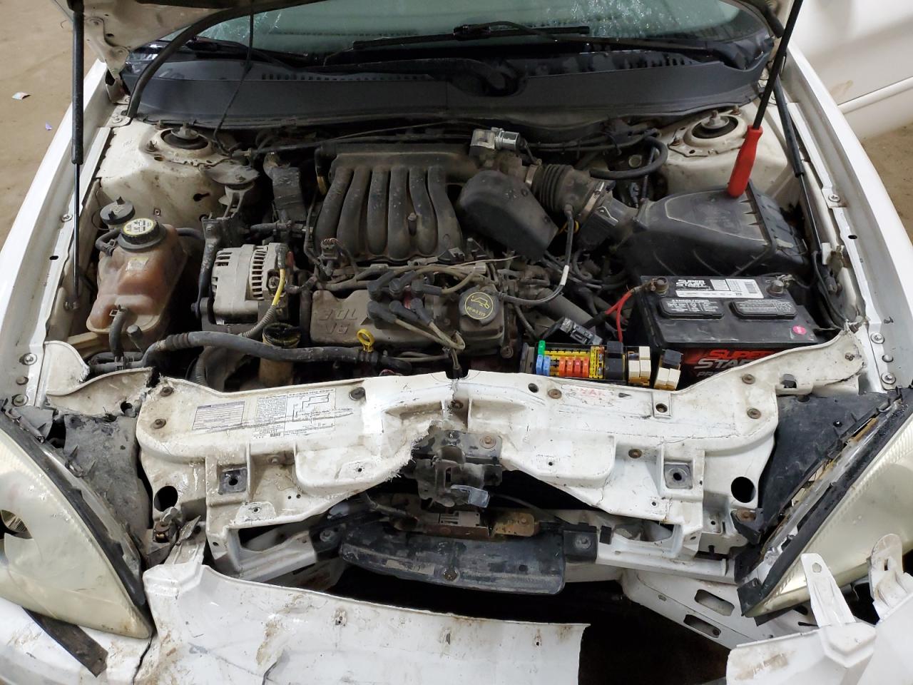 2003 Ford Taurus - Image 12