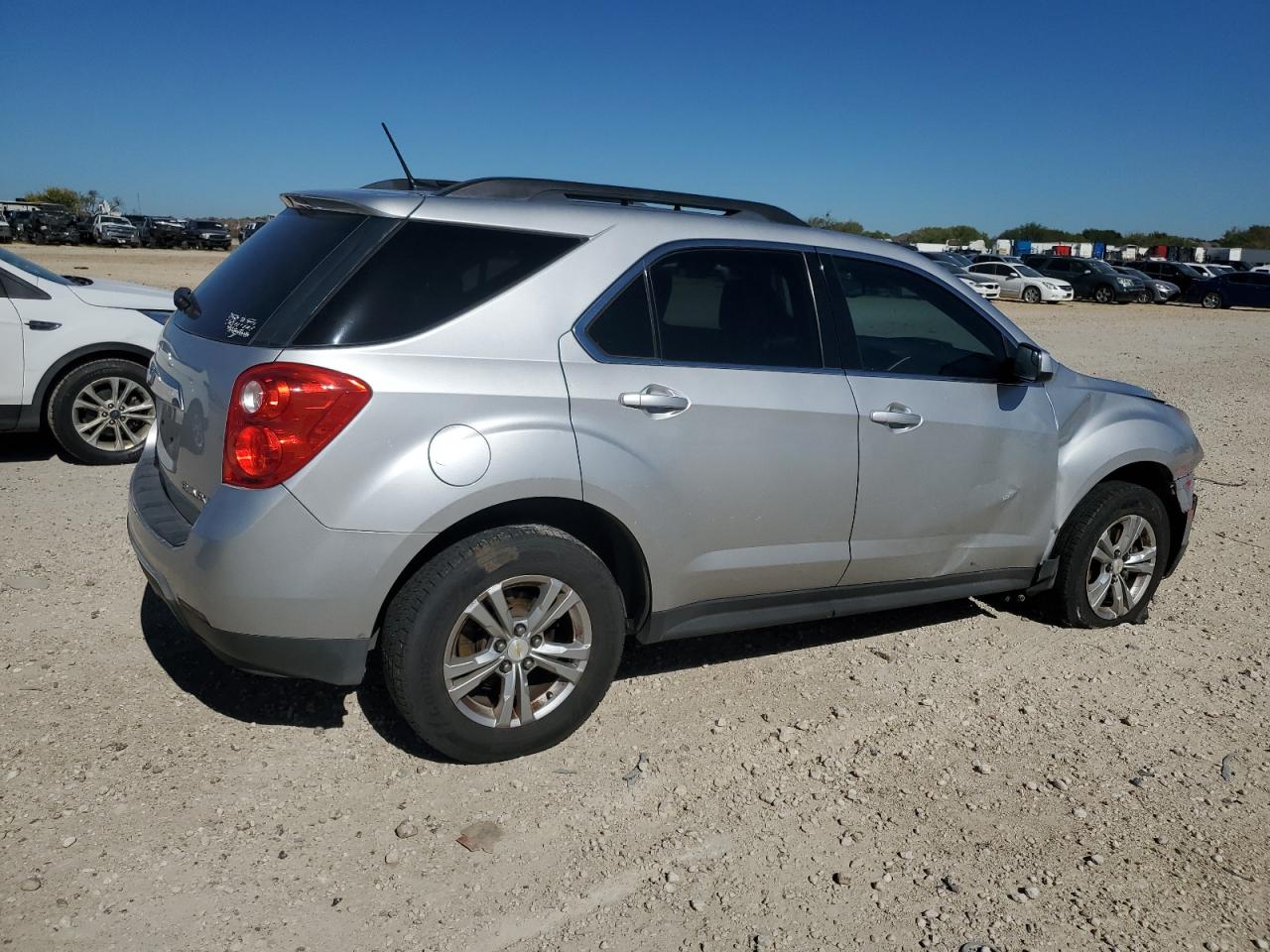 2014 Chevrolet Equinox - Image 3