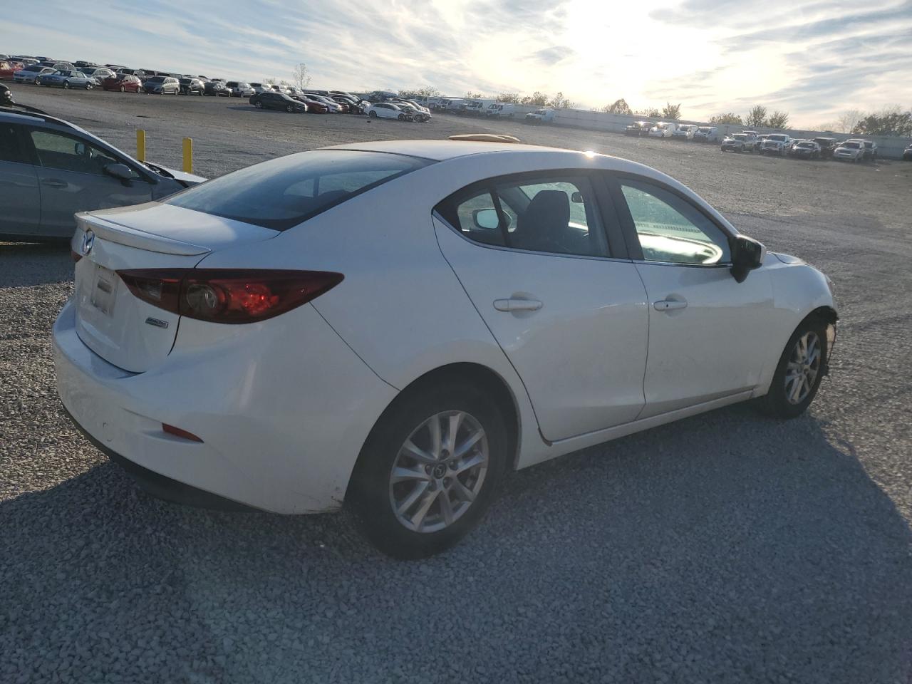 VIN JM1BM1V73E1115766 2014 MAZDA 3 no.3