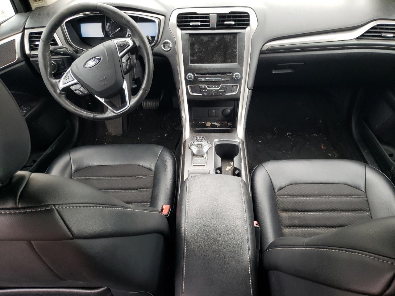 2017 Ford Fusion - Image 8