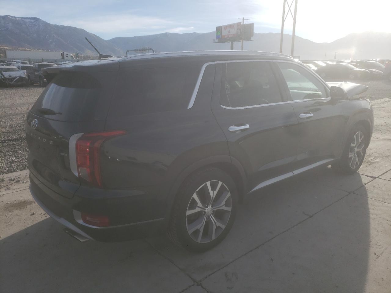 2020 Hyundai Palisade - Image 3