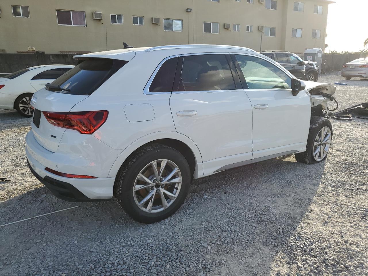2024 Audi Q3 - Image 3