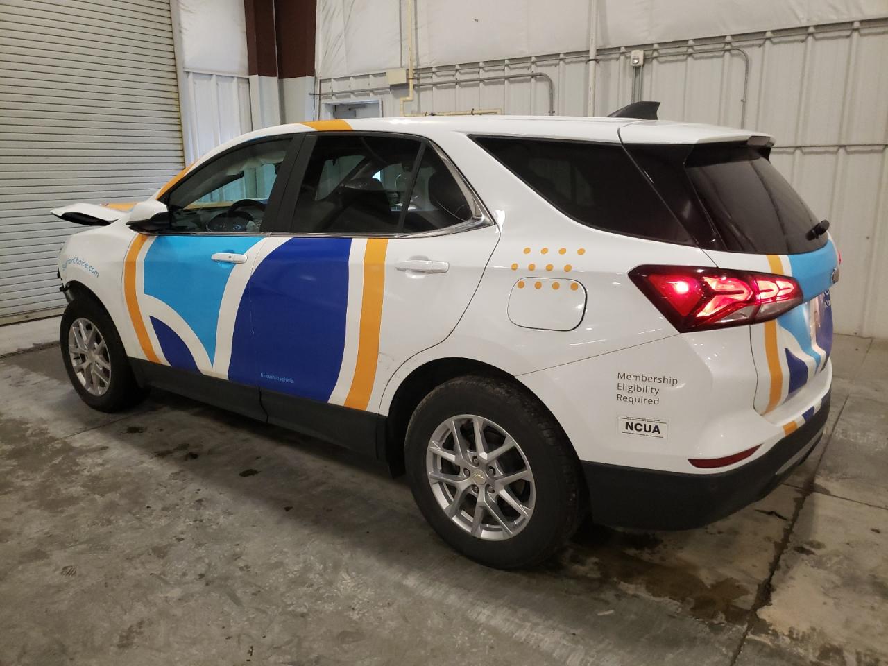 2023 Chevrolet Equinox - Image 2