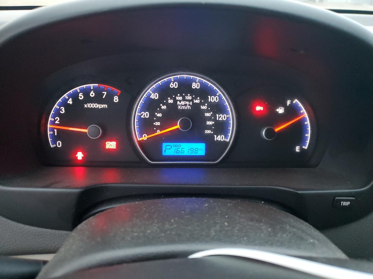 2010 Hyundai Elantra - Image 9