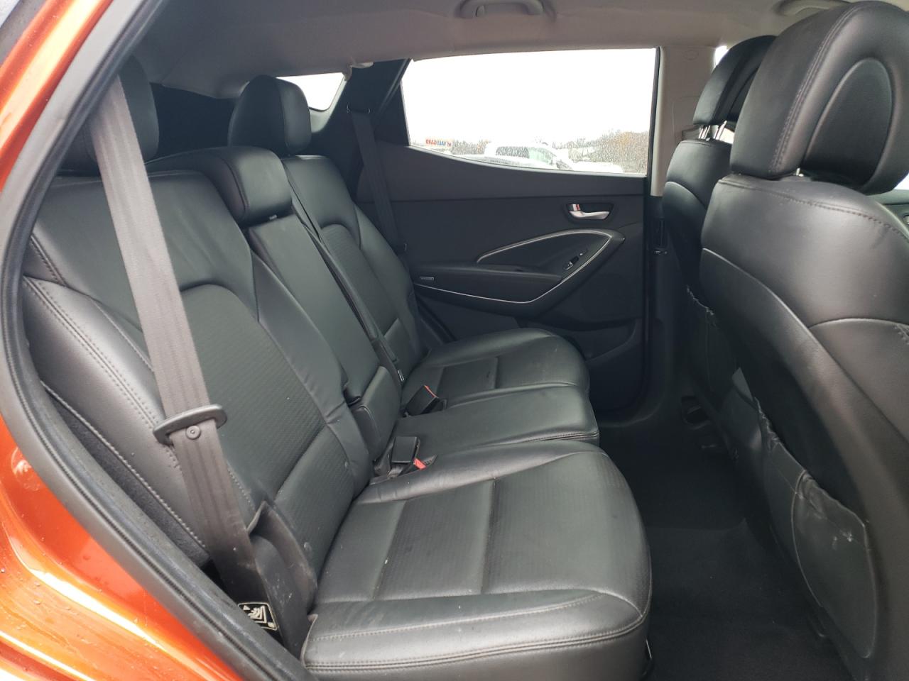 2013 Hyundai Santa Fe - Image 11