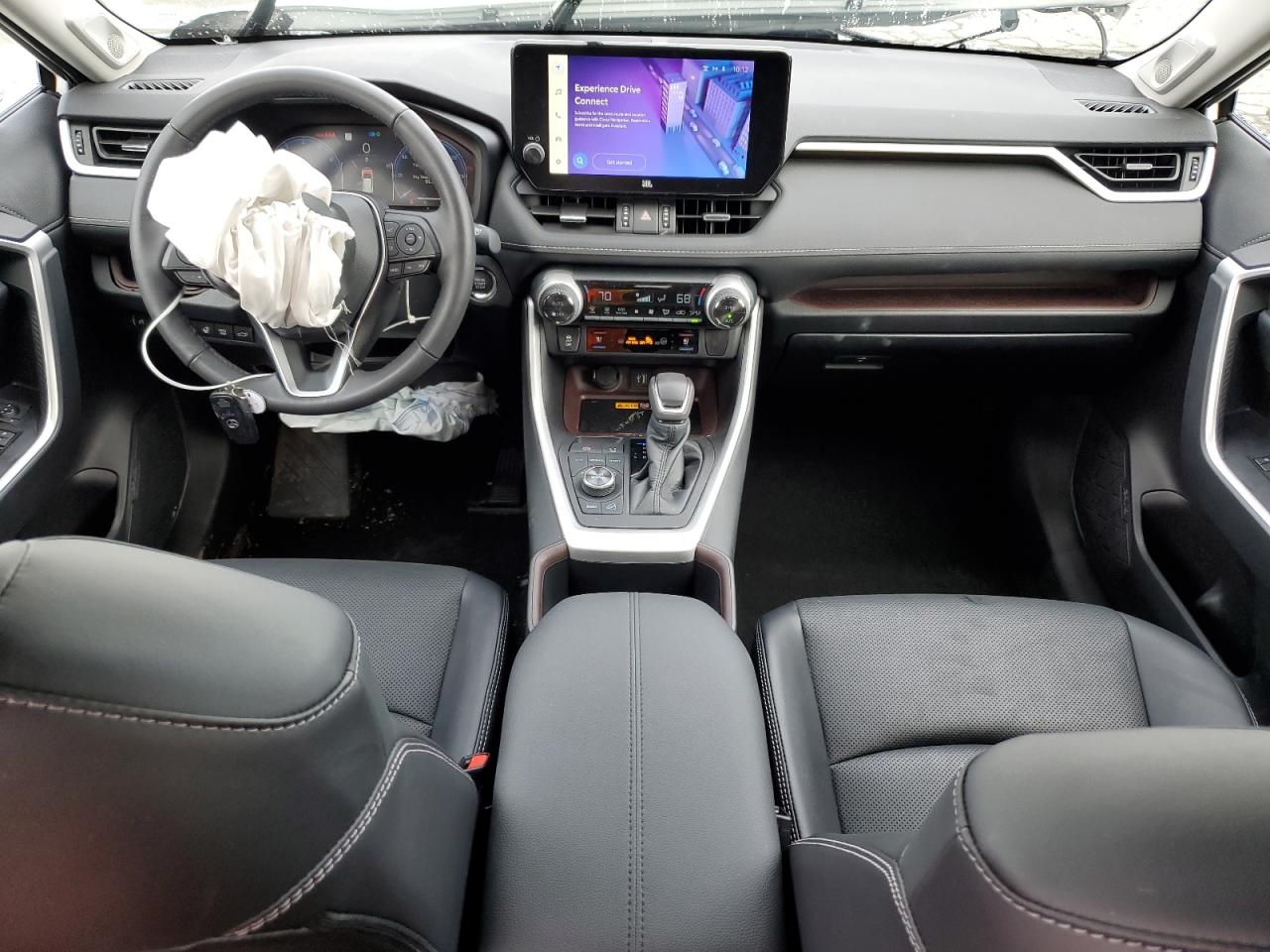2023 Toyota RAV 4 - Image 8
