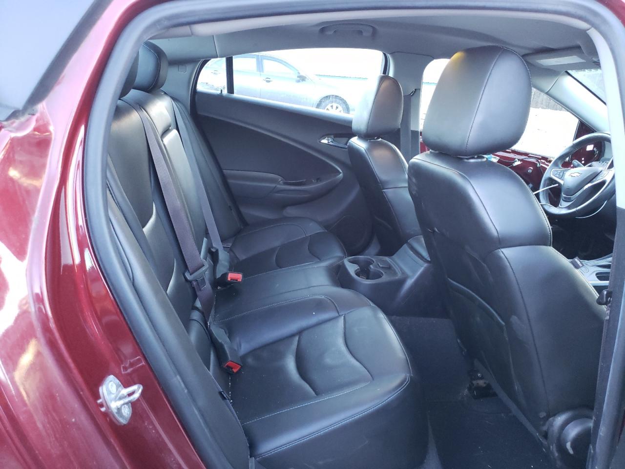 2017 Chevrolet Volt - Image 10