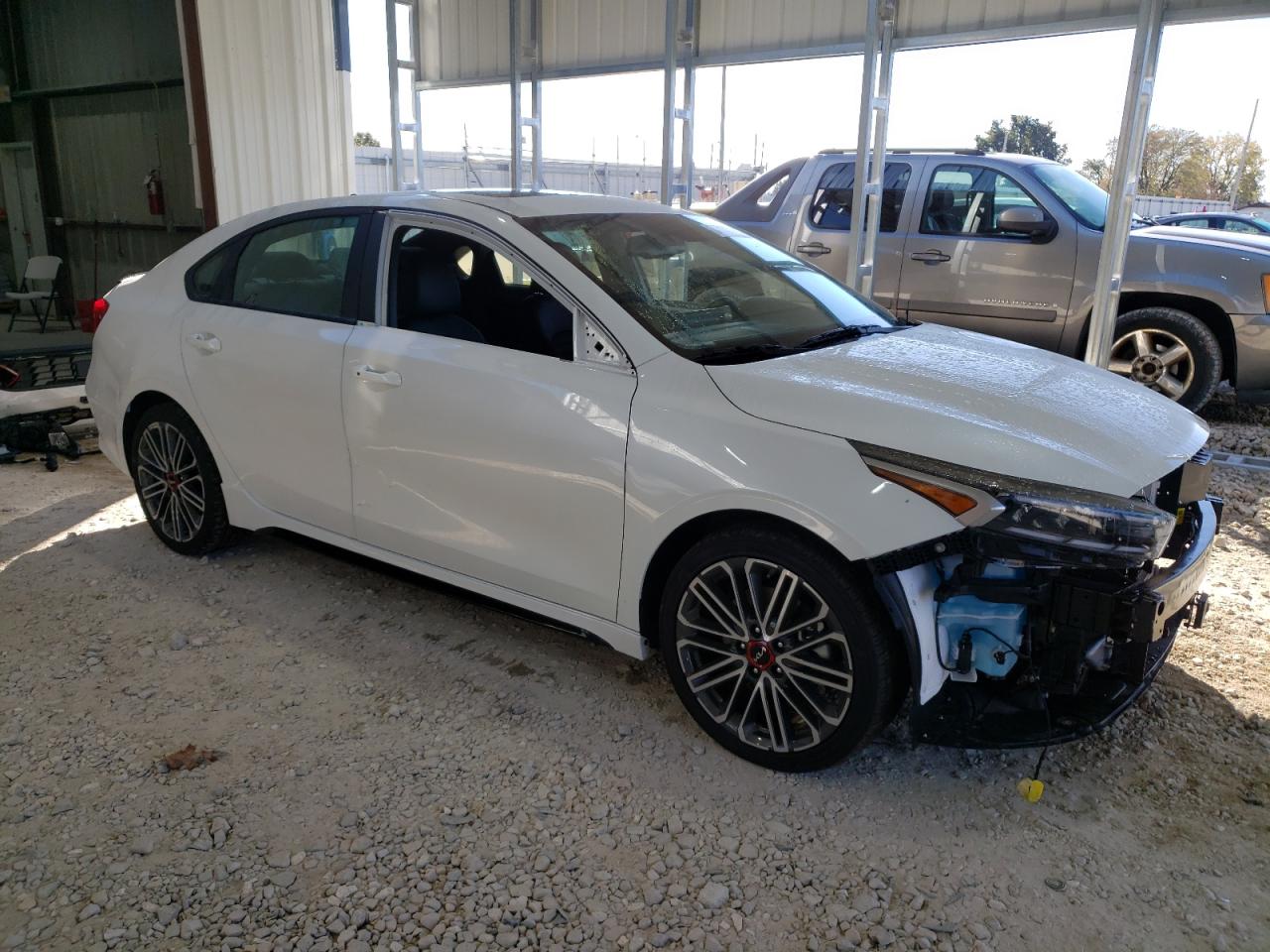 2024 Kia Forte - Image 4