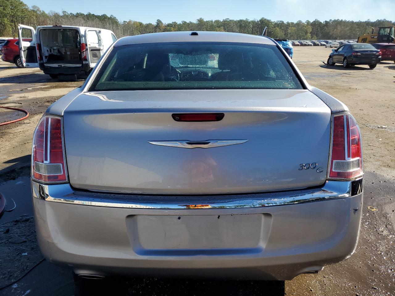 2013 Chrysler 300 - Image 6