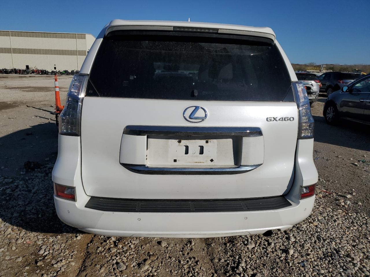 2015 Lexus GX - Image 6