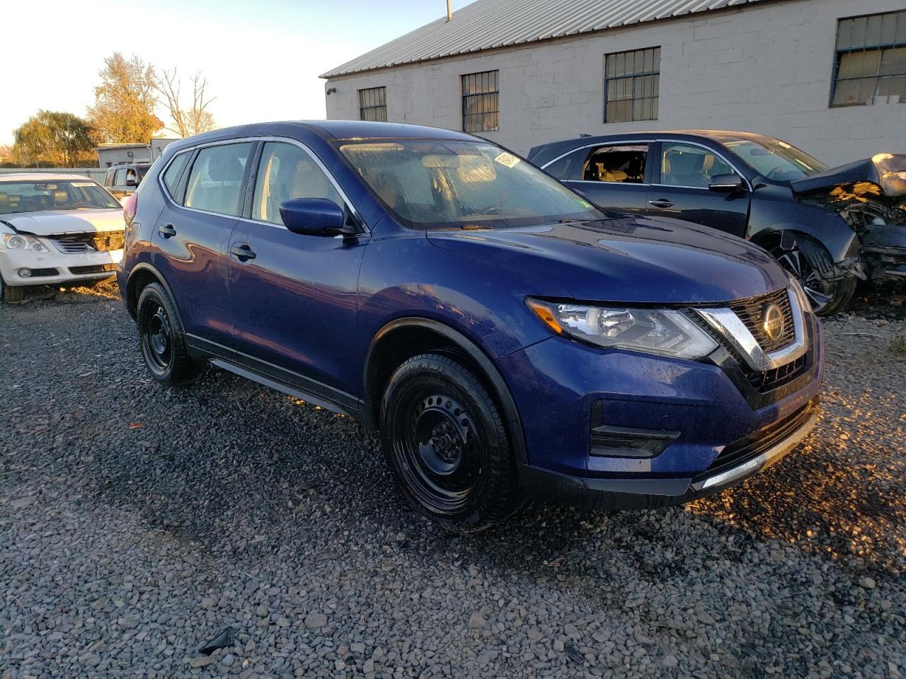 2018 Nissan Rogue - Image 4