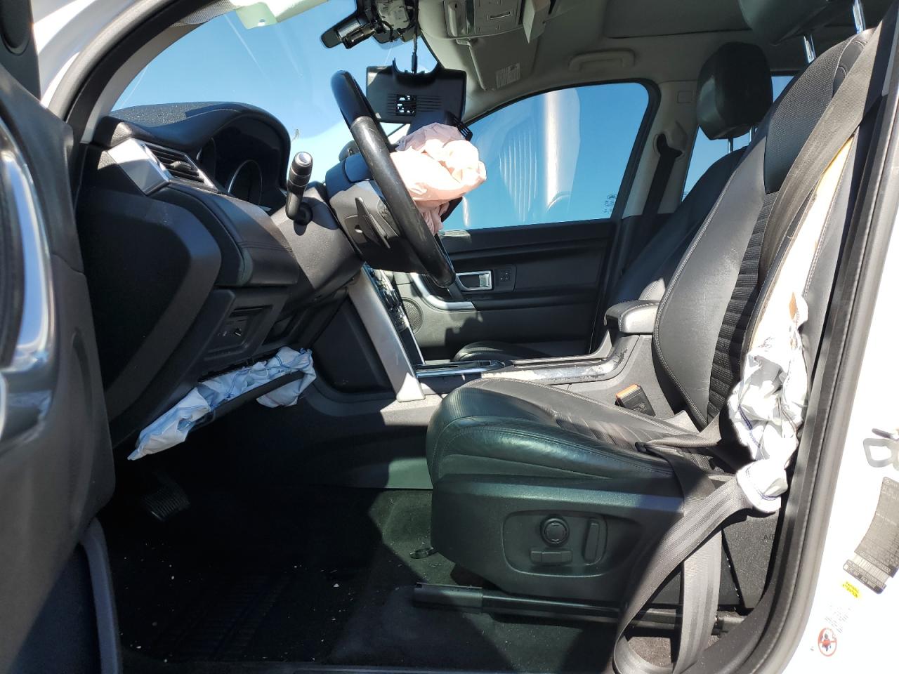 2015 Land Rover Discovery - Image 7