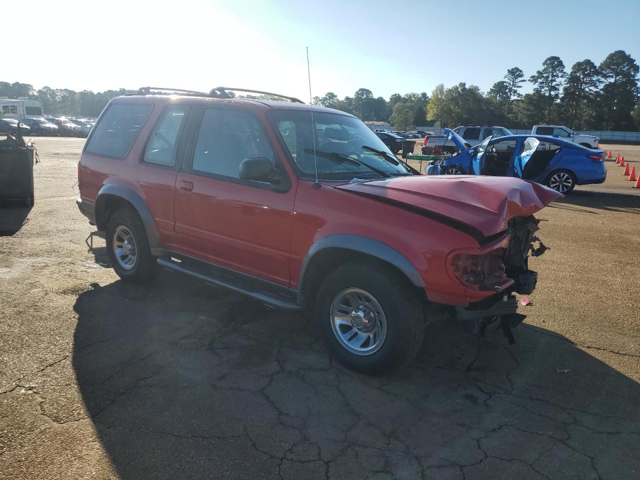1999 Ford Explorer - Image 4