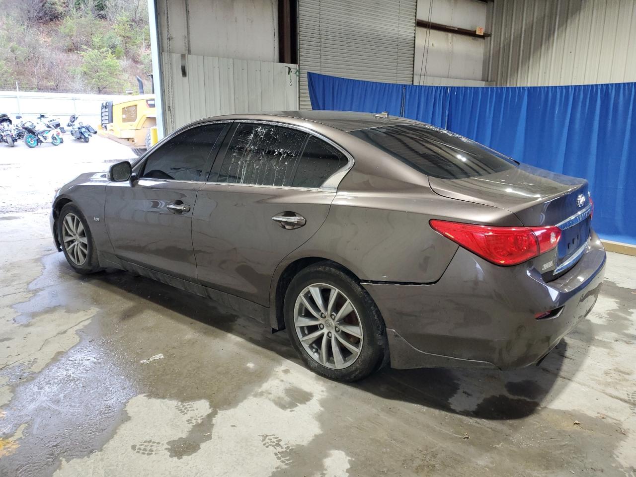 VIN JN1EV7AP9HM736017 2017 INFINITI Q50 no.2