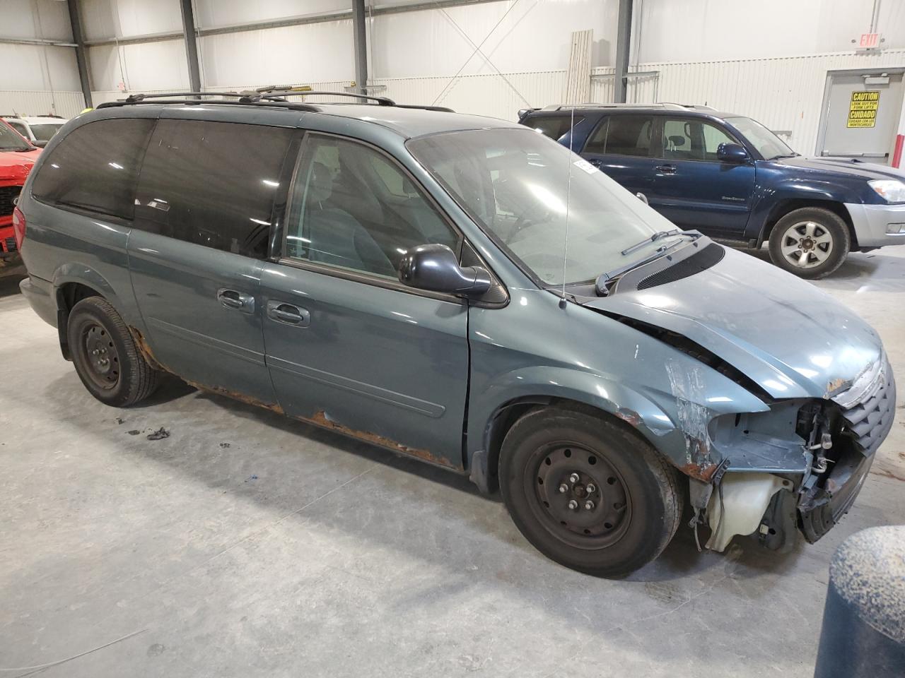 2006 Chrysler Town & Country - Image 4