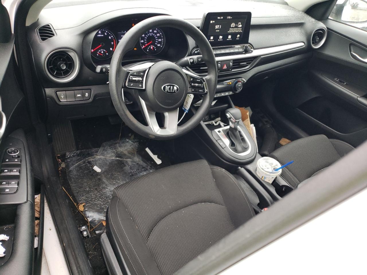 2019 Kia Forte - Image 8