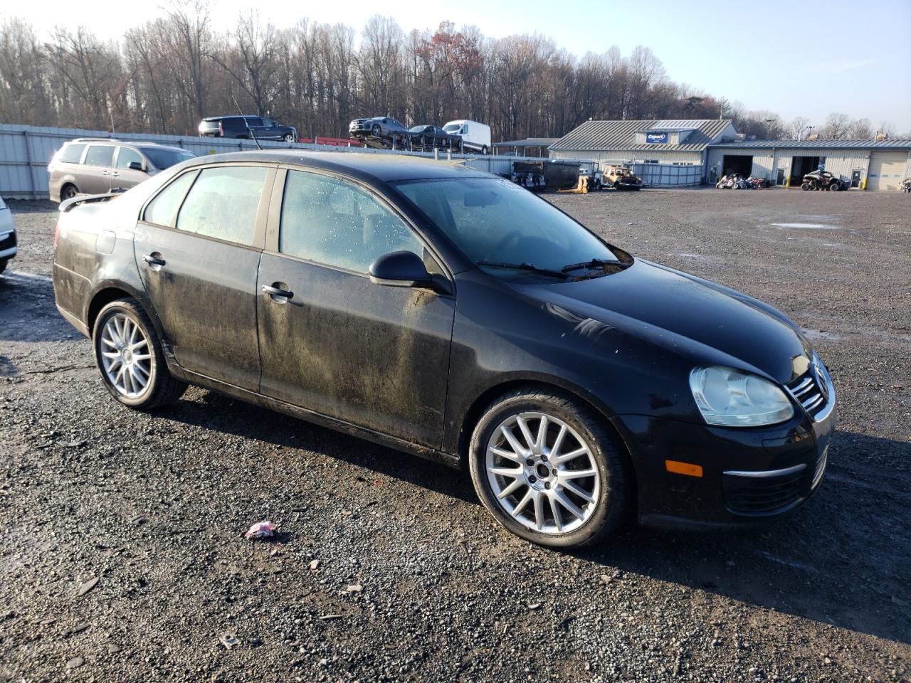 2008 Volkswagen Jetta - Image 4