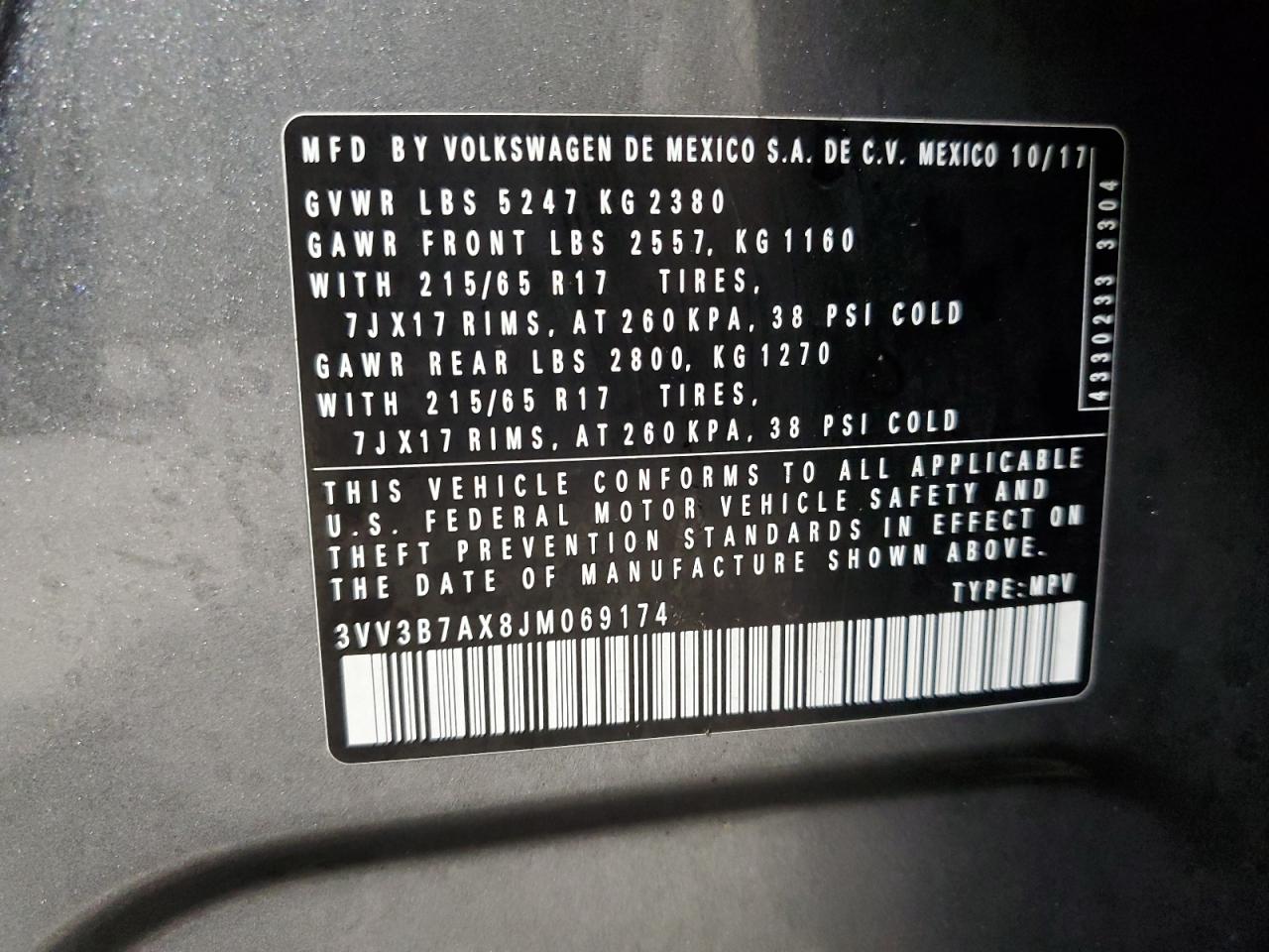 2018 Volkswagen Tiguan - Image 13
