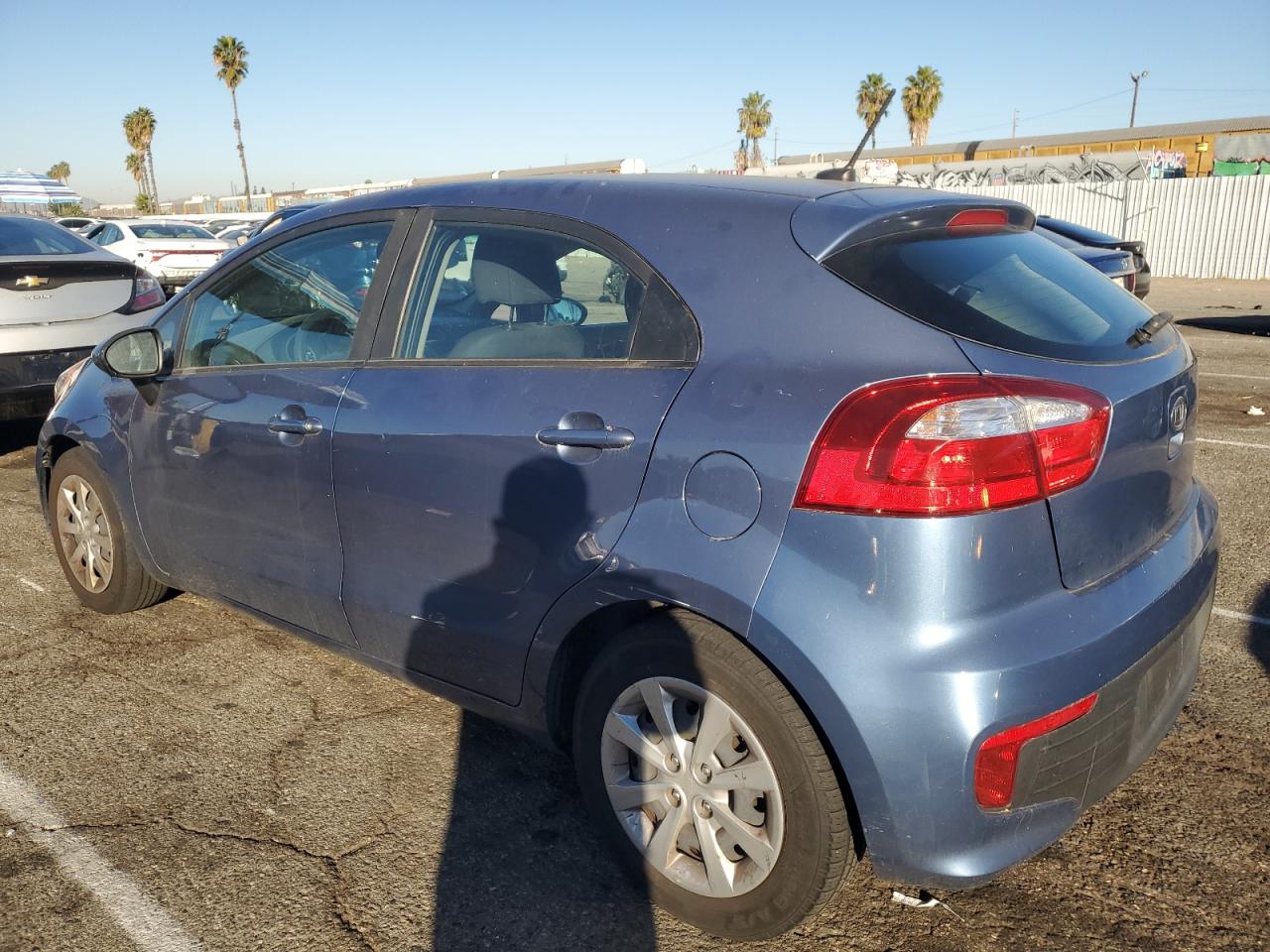 VIN KNADM5A39G6675846 2016 KIA RIO no.2