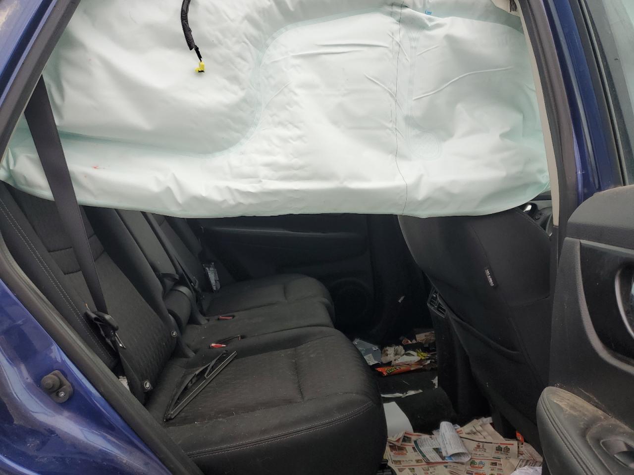 2018 Nissan Rogue - Image 12