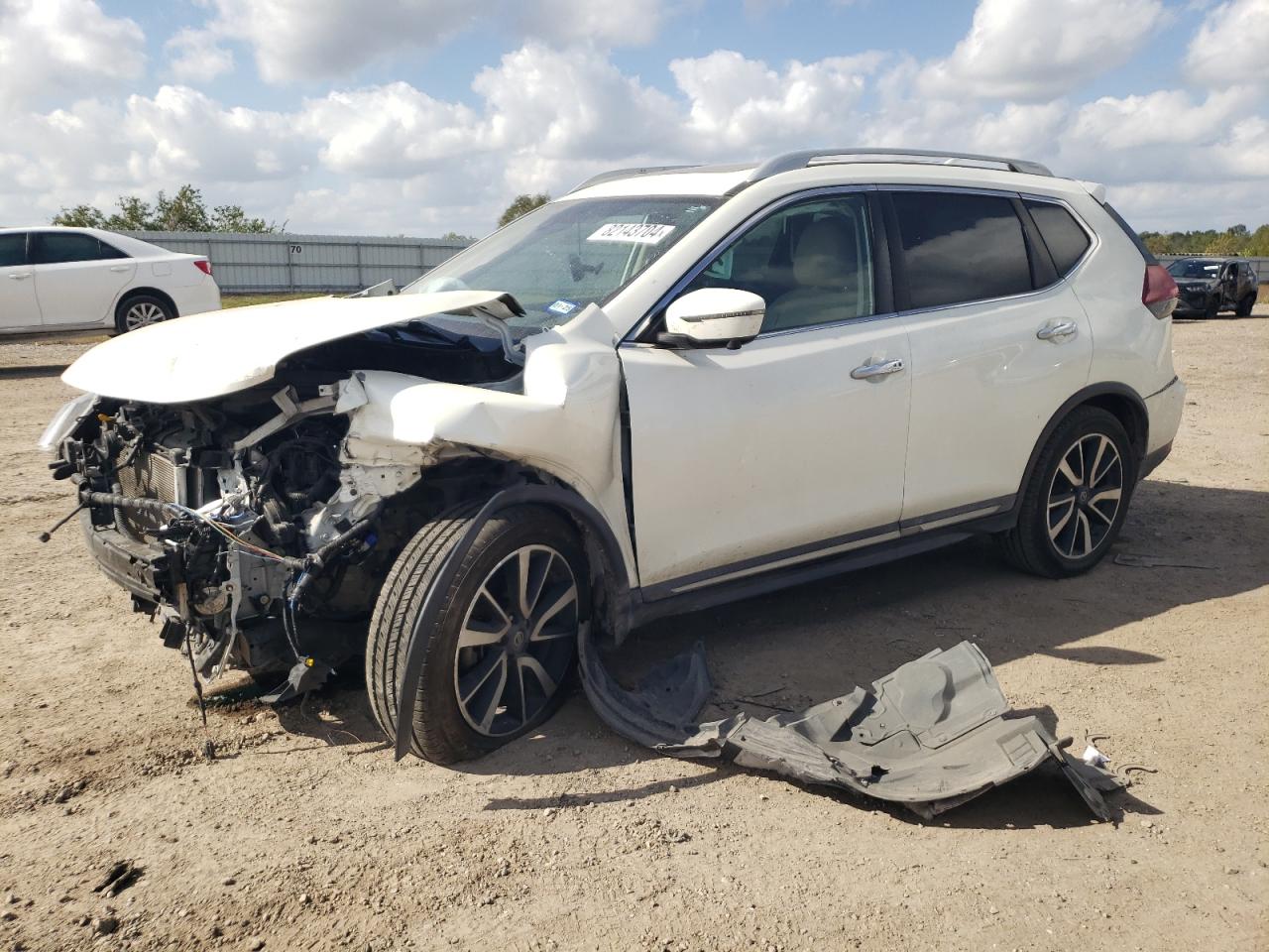 2020 Nissan Rogue - Image 1