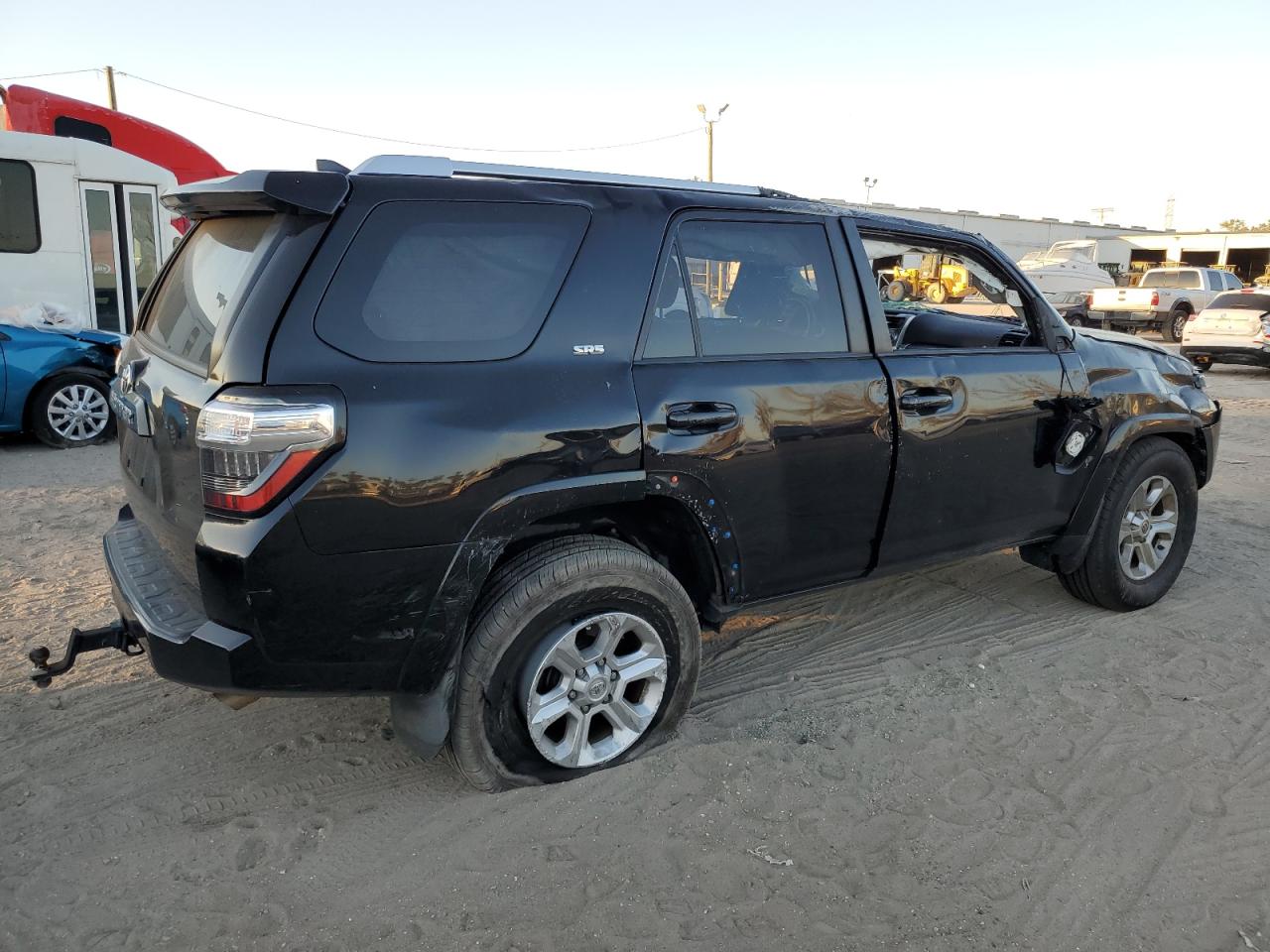 2018 Toyota 4Runner - Image 3