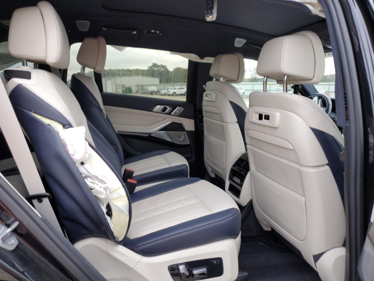 2019 BMW X7 - Image 12