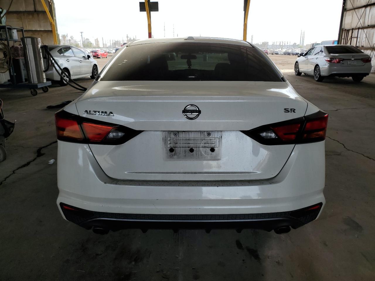 2019 Nissan Altima - Image 6