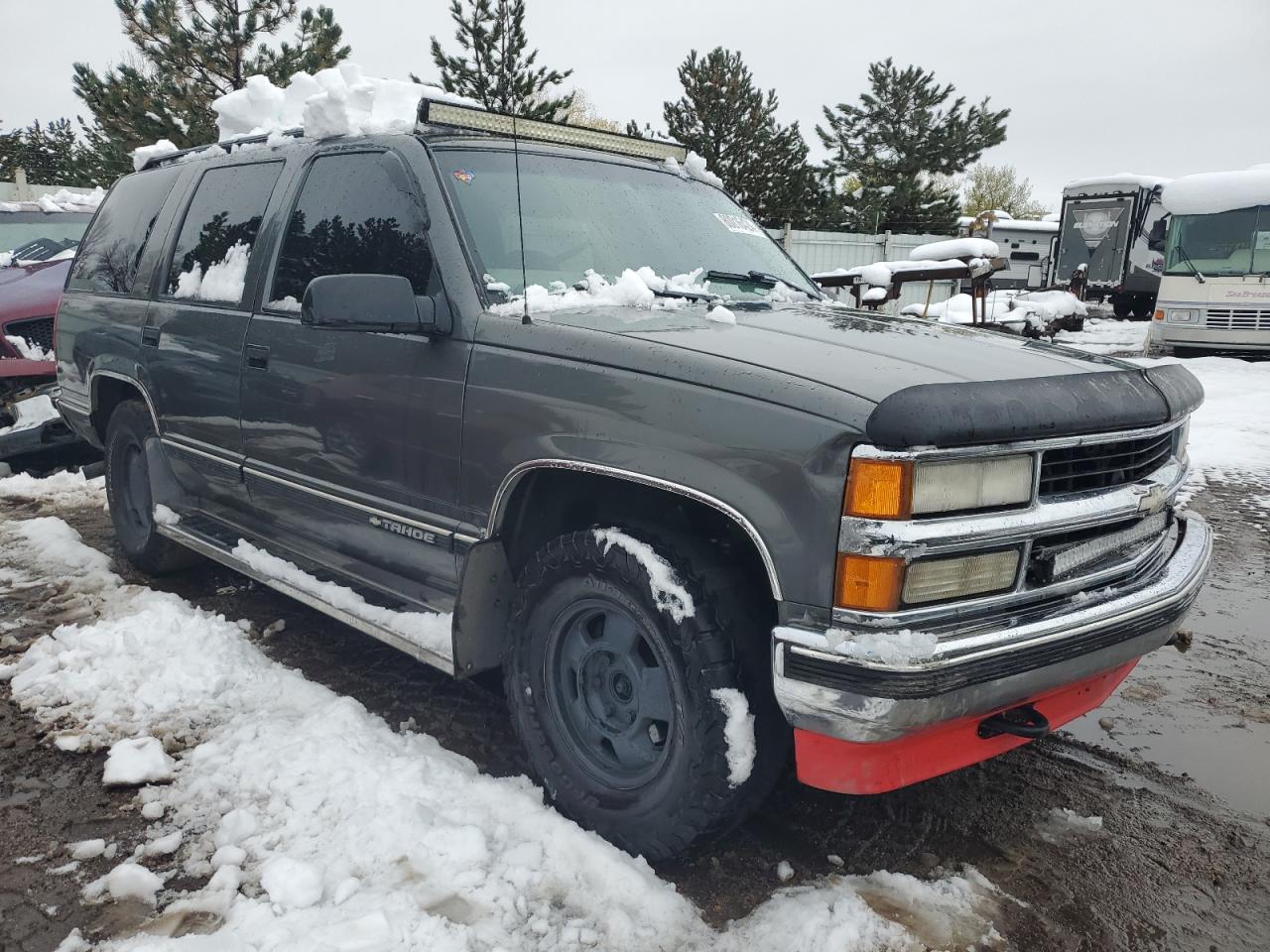 1999 Chevrolet Tahoe - Image 4